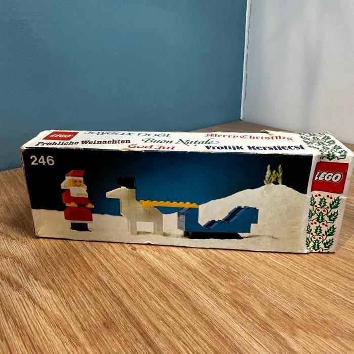 Lego Set - 246-2 - Seasonal - Santa with Sleigh and Reindeer, Kinderen en Baby's, Speelgoed | Duplo en Lego
