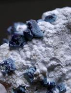 Henmilite (extreem zeldzaam, type-localiteit) Kristal op, Verzamelen