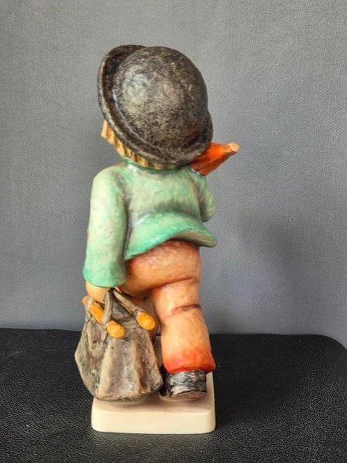 Goebel - Beeldje - Hummel N° 7/II MERRY WANDERER - TMK 5, Antiek en Kunst, Curiosa en Brocante