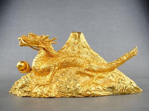 Bronze - Naoki Tominaga  - Mont Fuji et une figurine de, Antiek en Kunst, Antiek | Overige Antiek
