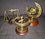 Sculpture, Planetarium,weegschaal,kompas FM - 19 cm -