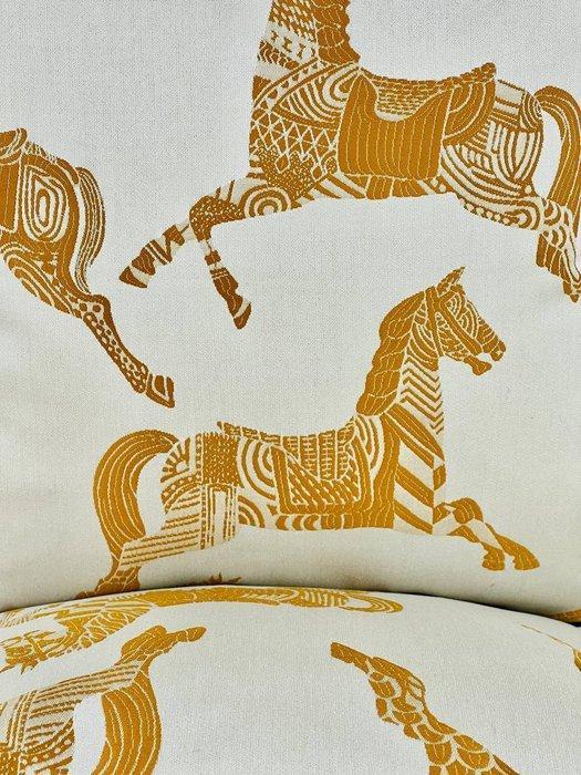 Hermès Nouveau ensemble de deux - Coussin, Antiquités & Art, Tapis & Textile