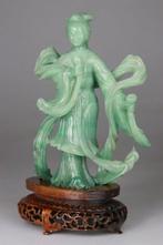 Beeldje sculptuur Kwanyin - Groene appel - Sokkel van, Antiek en Kunst