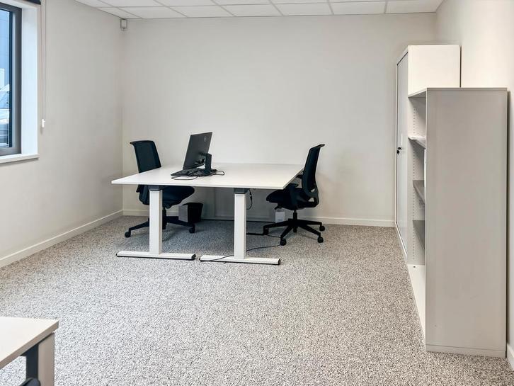 Espace de bureau pour 1 pers. à Louvain-La-Neuve, Axis Parc, Articles professionnels, Immobilier d'entreprise