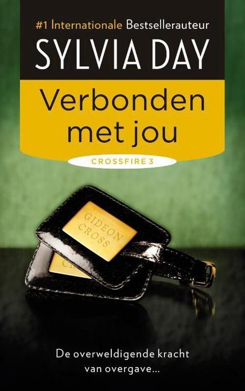 Verbonden met jou / Crossfire / 3 9789400503984 Sylvia Day, Boeken, Romans, Gelezen, Verzenden