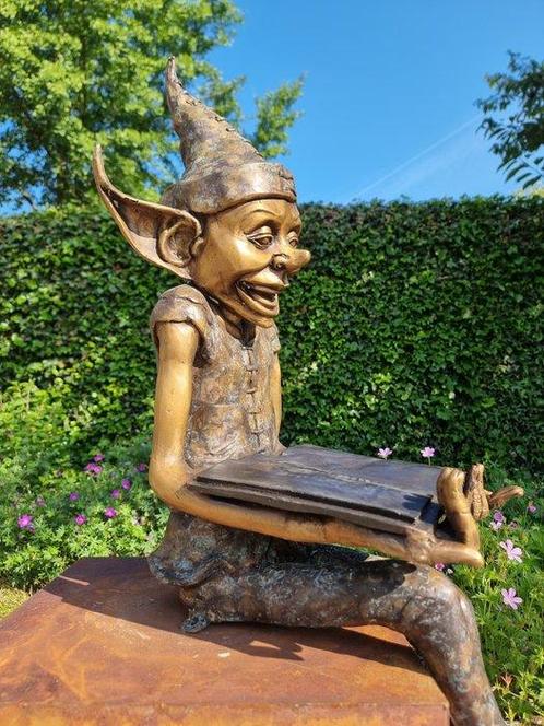 Sculpture, Tuinkabouter met boek - Laaf - - 110 cm - Bronze, Antiek en Kunst, Curiosa en Brocante
