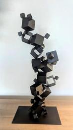 D.B - Escultura Apego No reserve