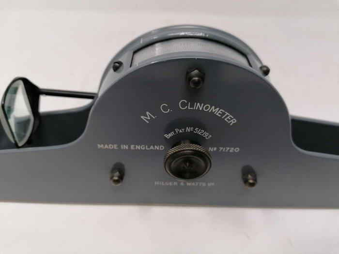 Hilger & Watts Ltd - Clinometer - Staal - 1950-1960 -, Antiquités & Art, Antiquités | Assiettes décoratives & Carrelages