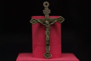 Médiéval (Gothique) - Croix de protection chrétienne en