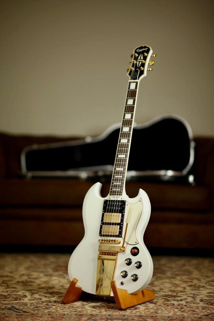 Epiphone G-400 ’62 Les Paul Custom | Maestro White, Muziek en Instrumenten, Snaarinstrumenten | Gitaren | Elektrisch, Verzenden