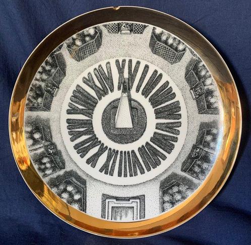 Fornasetti Milano - Piero Fornasetti - Schotel - piatto, Antiek en Kunst, Antiek | Meubels | Stoelen en Sofa's
