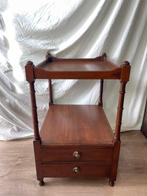 Bevan Funnell Ltd - Nachtkastje - Reprodux - Mahonie -, Antiek en Kunst
