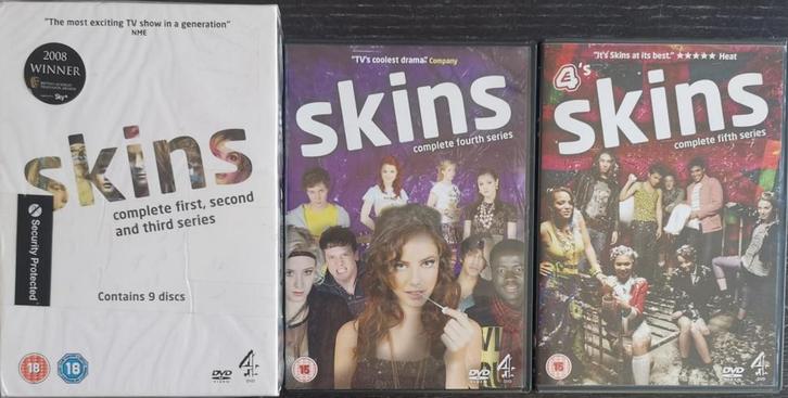 Skins series 1 - 5                         Gratis verzenden, CD & DVD, DVD | TV & Séries télévisées