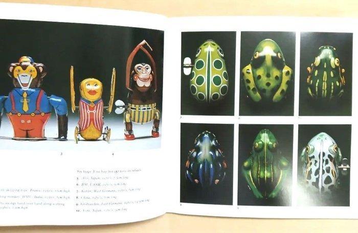 Catalogue raisonné, Tin Toys 1945-1975 door Michael Buhler –, Antiek en Kunst, Antiek | Speelgoed
