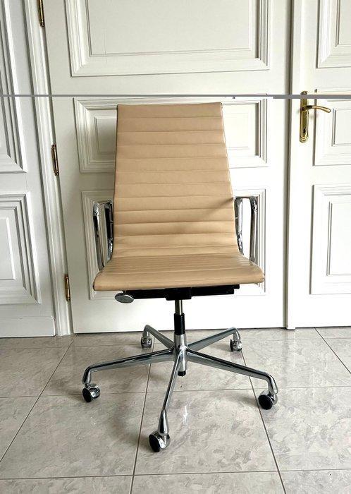 Vitra - Charles Eames - Stoel - EA119 - Leder, Antiek en Kunst, Antiek | Meubels | Stoelen en Sofa's