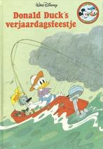 68 donalds verjaarspart Walt disney boekenclub 9789032037161, Boeken, Verzenden, Gelezen, Disney