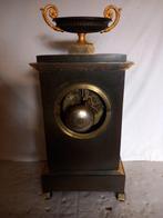 Bureauklok - Antiek - Verguld brons, Gepatineerd brons -