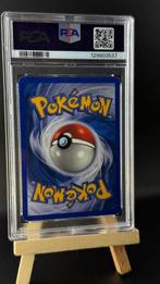 Pokémon - 1 Graded card - Charizard #3 Foil - PSA 3 -, Nieuw