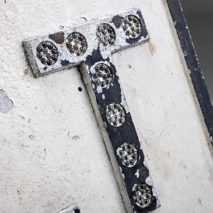 Royal Label Factory - Pre-Warboys Halt verkeersbord -, Antiek en Kunst, Curiosa en Brocante