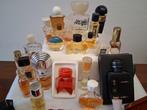 Themacollectie - Collectie van 32 parfumminiaturen, Antiek en Kunst
