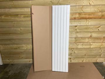 Veiling - Vasco buisradiator Zana V75 45x180cm beschikbaar voor biedingen
