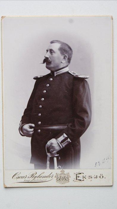 Diverse fotograven - 32x CDV s uit Scandinavia, veelal, Audio, Tv en Foto, Fotocamera's Analoog