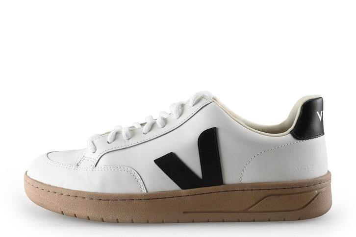 Veja Sneakers in maat 42 Wit, Kleding | Heren, Schoenen, Wit, Zo goed als nieuw, Sneakers, Verzenden