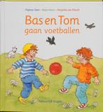 Bas en Tom gaan voetballen 9789089012234 Klaas Hoorn, Boeken, Verzenden, Gelezen, Klaas Hoorn