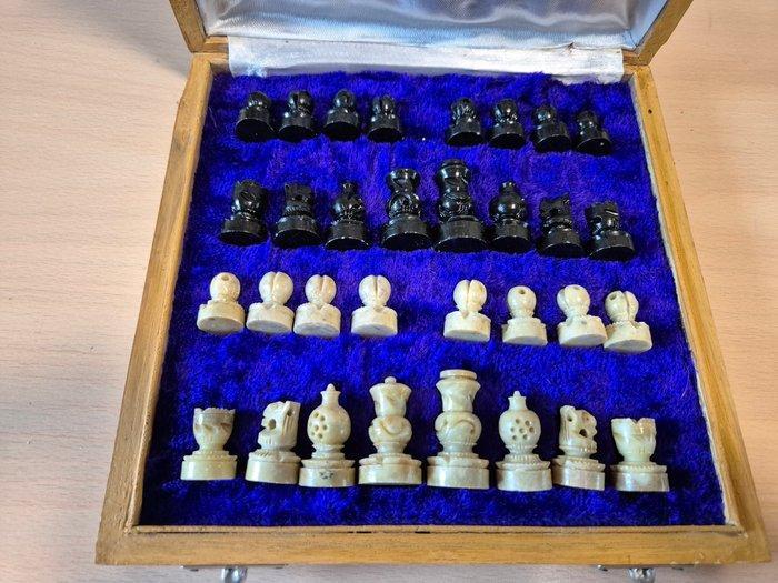 Schaakspel - Borobudur - Marmer, Antiek en Kunst, Curiosa en Brocante