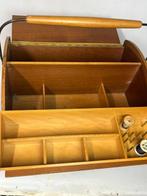 Ensemble de couture Vintage - Table dappoint vintage avec