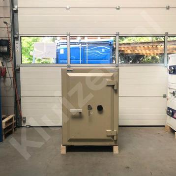 Gebruikte zwaar inbraakwerende Martens 3 kluis beschikbaar voor biedingen