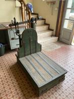 Balans of weegschaal - Hout, IJzer