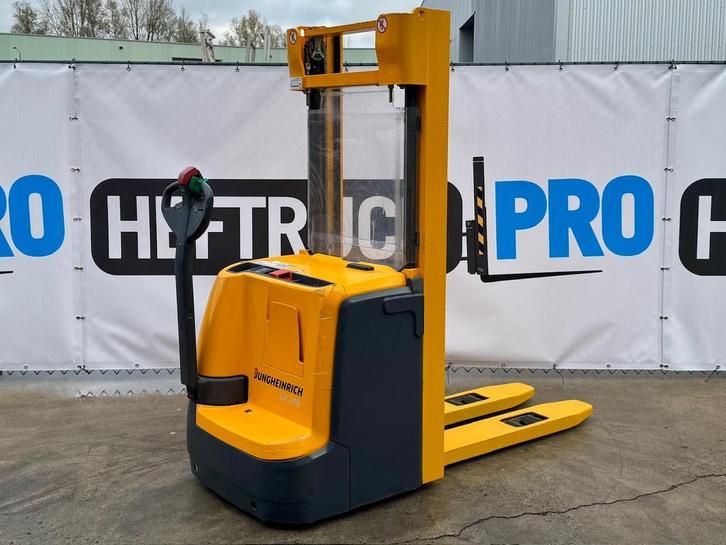 Jungheinrich EJC220-250ZT (2015) sterke stapelaar MET VIDEO, Articles professionnels, Machines & Construction | Chariots élévateurs & Transport interne