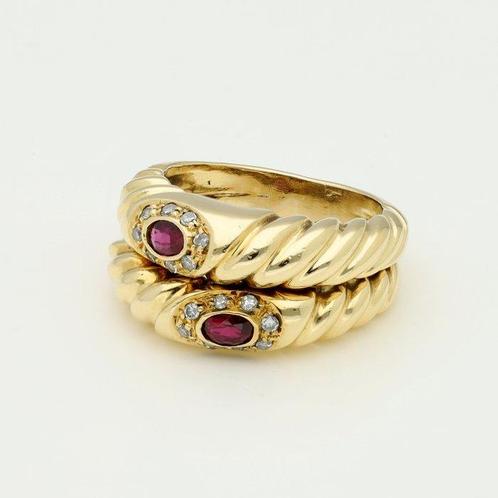 Ring - 18 karaat Geel goud Robijn - Diamant, Handtassen en Accessoires, Ringen