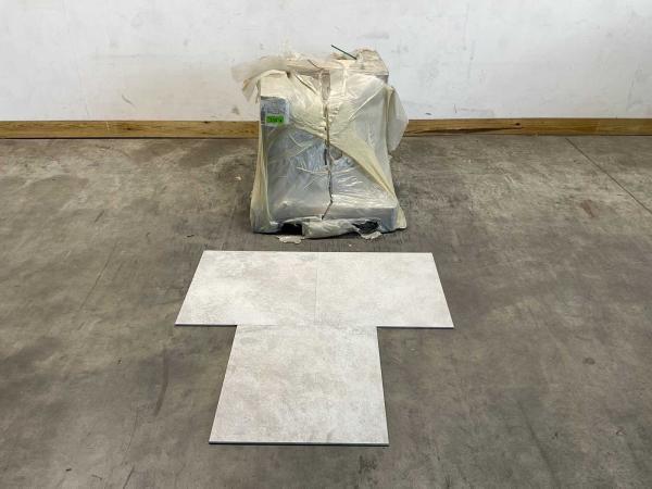 Veiling - 43,2m² Iris Ceramica wand- en vloertegel 60x60cm, Doe-het-zelf en Bouw, Tegels, Nieuw