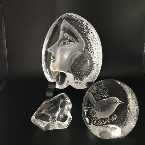 Mats Jonasson - Beeldje - Vrouw en vogels sculpturen (3) -, Antiek en Kunst, Curiosa en Brocante