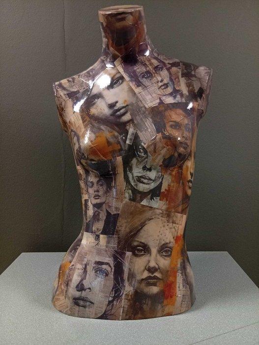 ESQ - Mannequin - Mannequin Women - Hars, Antiquités & Art, Art | Objets design