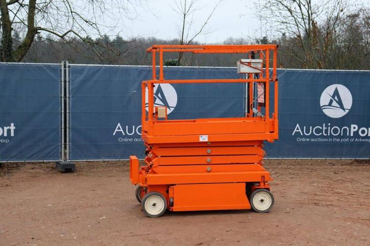Veiling: Schaarlift Skyjack Elektrisch, Zakelijke goederen, Machines en Bouw | Liften, Steigers en Ladders, Ophalen