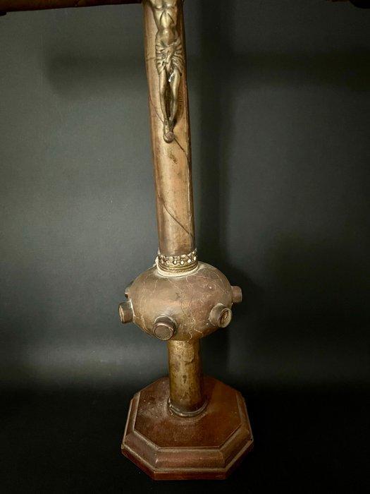 Kruis - Messing - 1550-1600 - processiekruis, Antiek en Kunst, Kunst | Niet-Westerse kunst