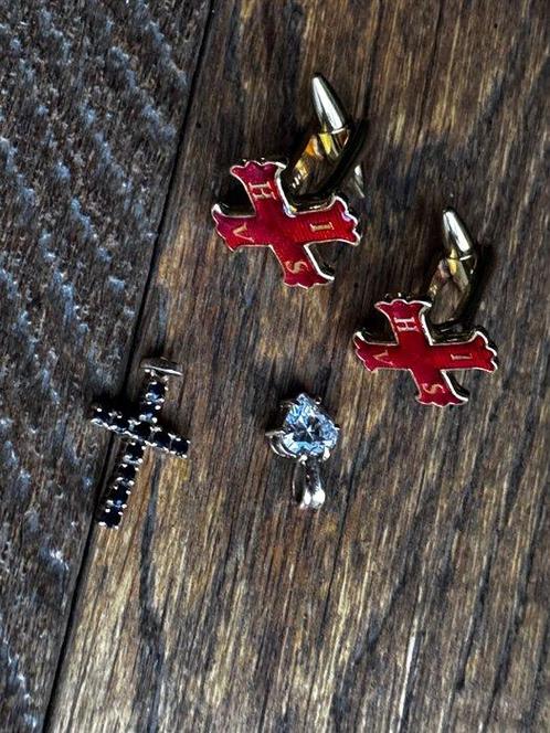 Saphir - 9 carats - Or jaune, Croix templière en or 9 carats, Verzamelen, Militaria | Algemeen
