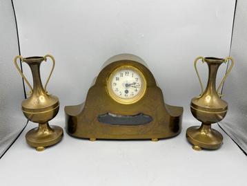 Klok en garnituur set  (3) -  Art Deco Koper - 1900-1910,