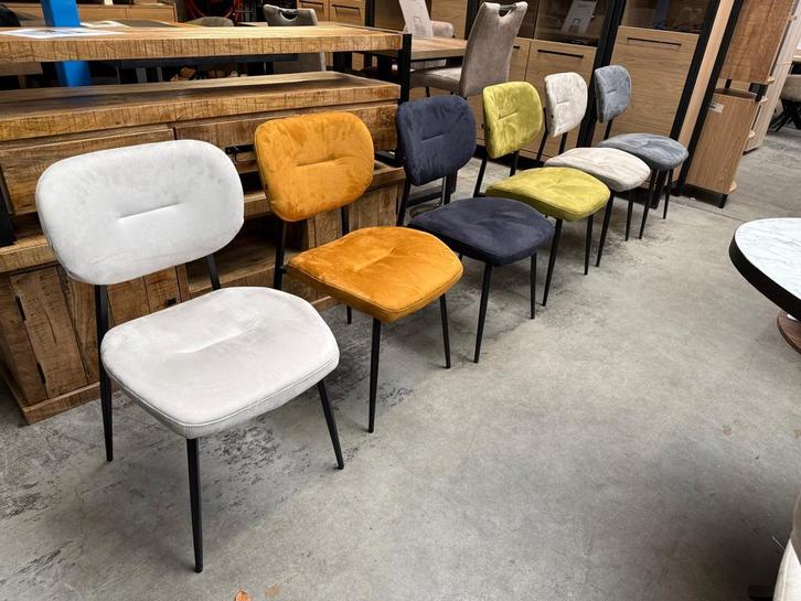 Jonathan eetkamerstoel, vier kleuren (nieuw, outlet), Huis en Inrichting, Stoelen, Nieuw, Metaal, Stof
