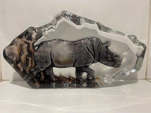 Målerås - Mats Jonasson - Figuur - Neushoorn limited edition, Antiek en Kunst, Antiek | Glaswerk en Kristal