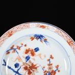 Assiette - Assiette à décor Imari dun prunus - Porcelaine, Antiek en Kunst
