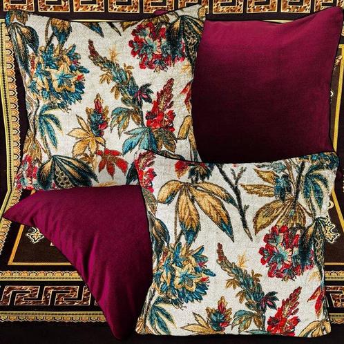 ETRO Home -New Collection - Nouvel ensemble de quatre -, Antiek en Kunst, Antiek | Tapijten, Tafelkleden en Textiel