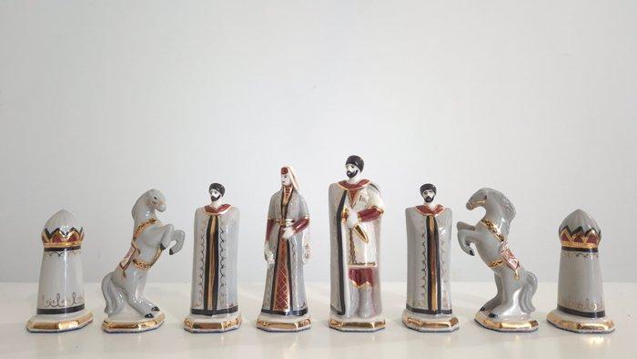 Schaakspel - porcelaine soviétique de Kislovodsk - Porselein, Antiek en Kunst, Curiosa en Brocante