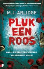 Pluk een roos 3 9789022579879 M.J. Arlidge, Boeken, Verzenden, Gelezen, M.J. Arlidge