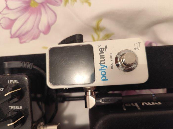 TC-Eletronic, Polytune, Pedal Afinador, O Melhor. -, Musique & Instruments, Instruments à corde | Guitares | Acoustiques