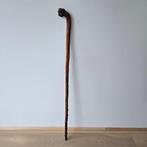 Wandelstok - Handle carved with man with a cap and large, Antiek en Kunst