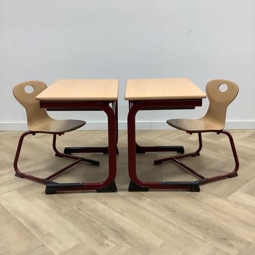 Tweedehands complete school set Ergoswing, 10 stuks tafels +, Huis en Inrichting, Stoelen, Gebruikt, Vijf, Zes of meer stoelen